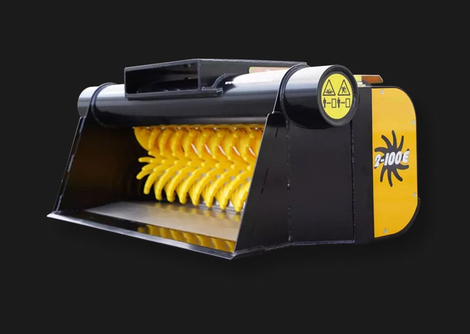 Bodenfräse Anbaugerät mit rotierender Fräswalze